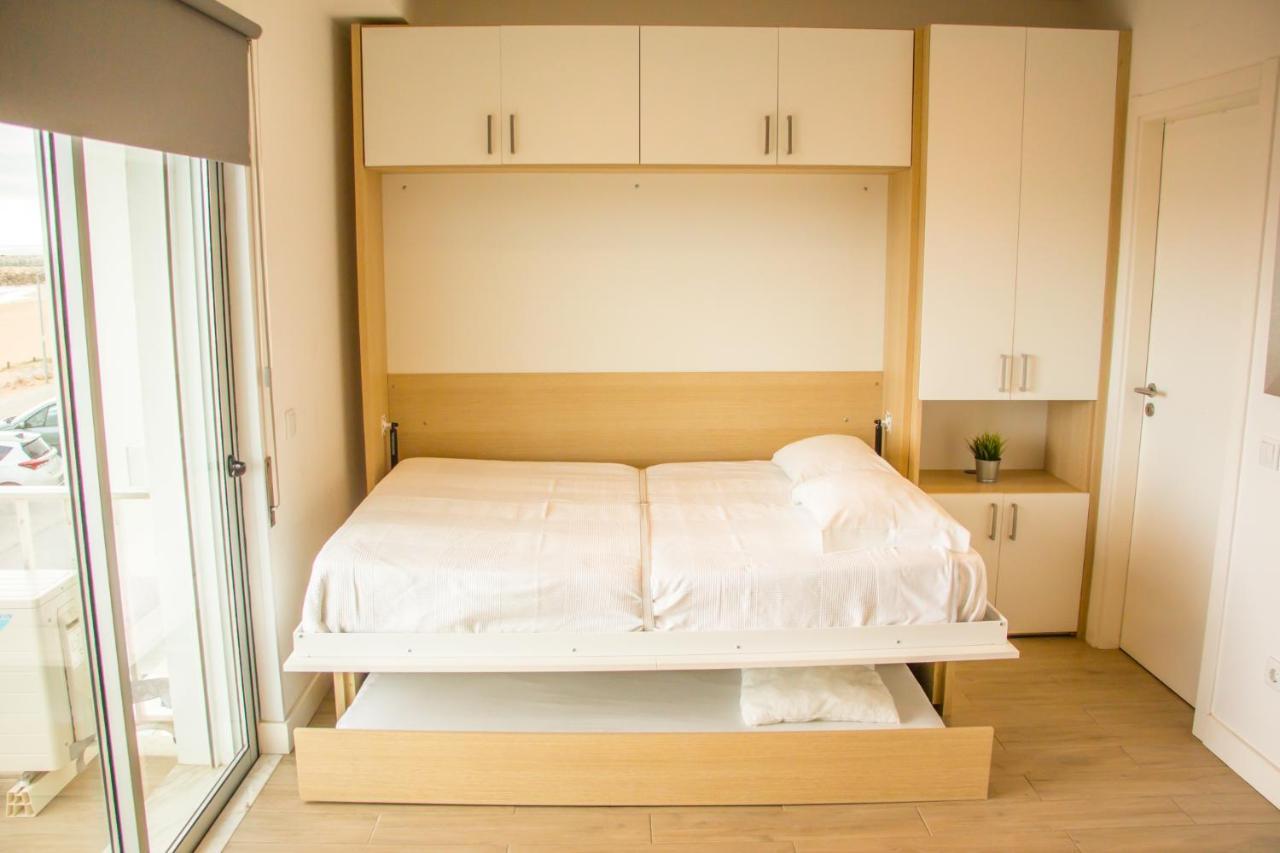 Apartamento Astro Apartment Куартейра Екстериор снимка